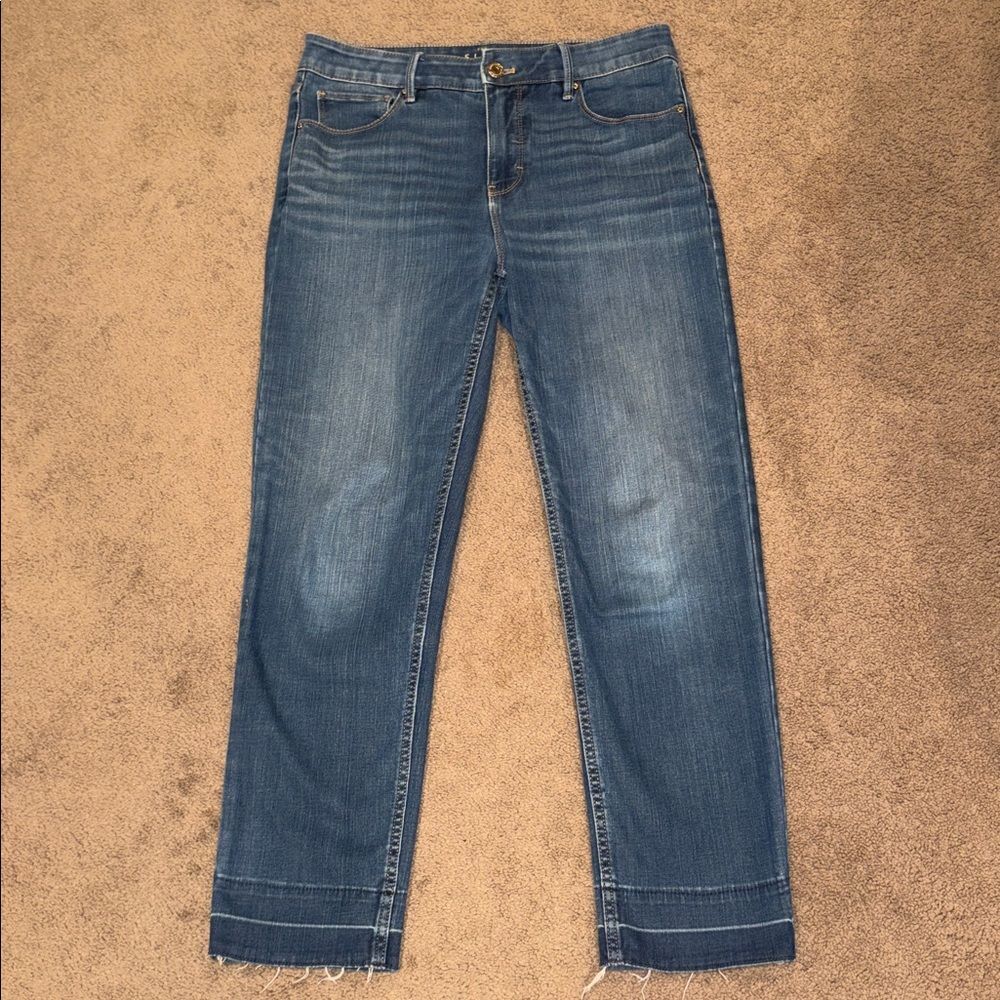 White House Black Market The Slim Crop High Rise Jeans Size 6